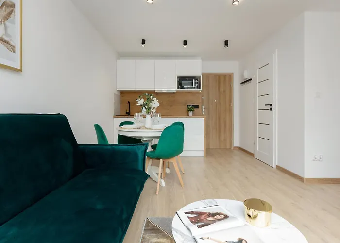 Centre & Pet-friendly By Renters شقة