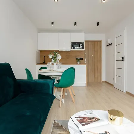 Centre & Pet-friendly By Renters Apartament